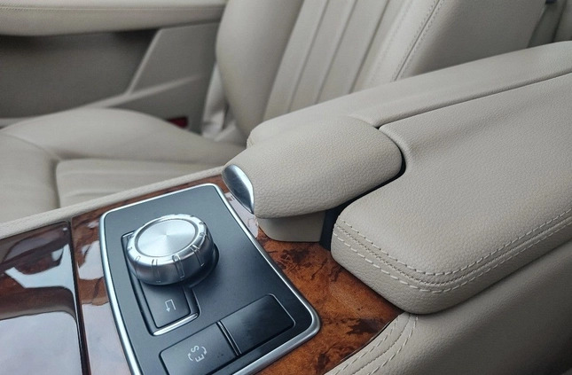 Mercedes-Benz CLS cena 92900 przebieg: 286259, rok produkcji 2014 z Częstochowa małe 529